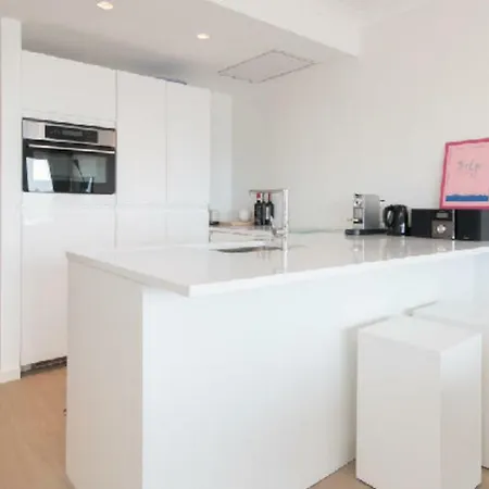 Sea And View With Double Terrace Flat C *